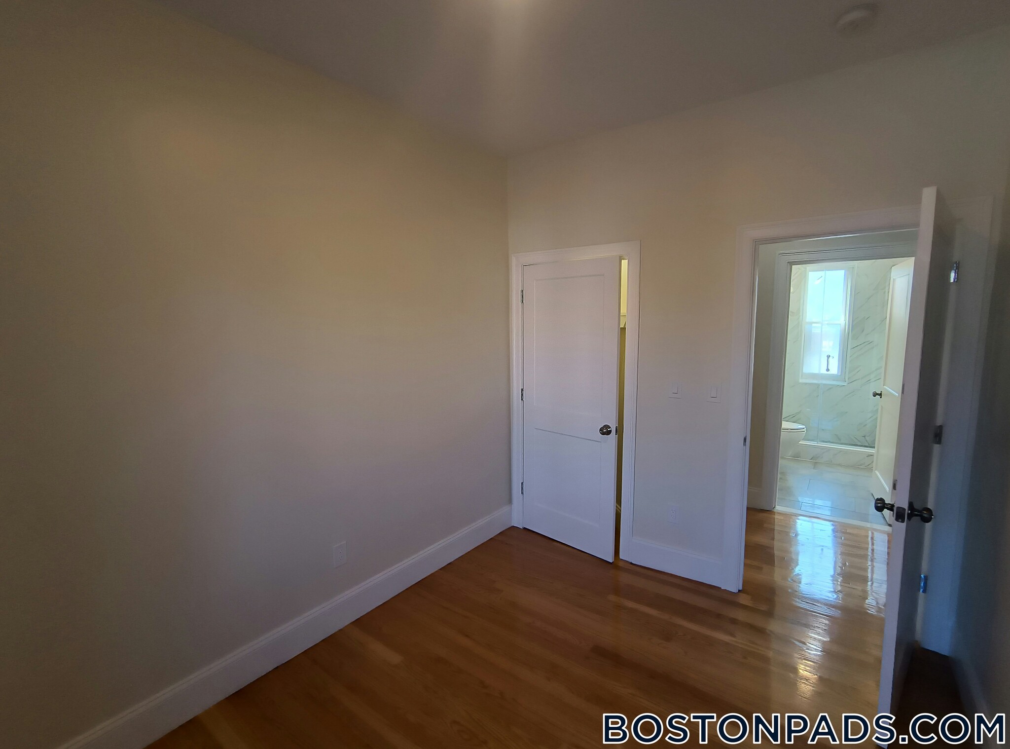 Building Photo - 2036 Massachusetts Ave