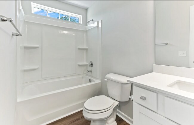 Building Photo - 246 Justify Ave