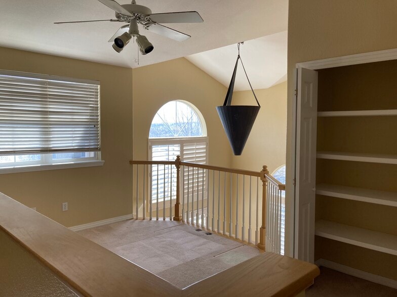 Building Photo - 1727 High Plains Ct
