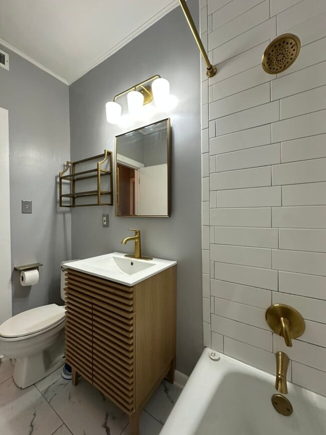 Primary Photo - 735 W California Ter