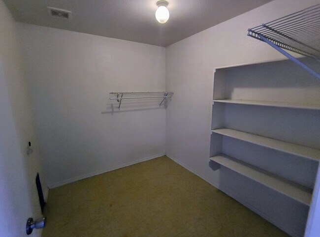 Building Photo - Beautiful 4-Bedroom Home for Lease – Corne...