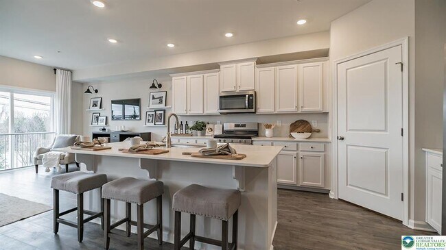 Building Photo - 1069 Meadowlark Dr