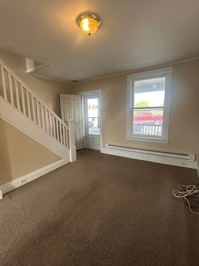 Building Photo - 46 N 34th St