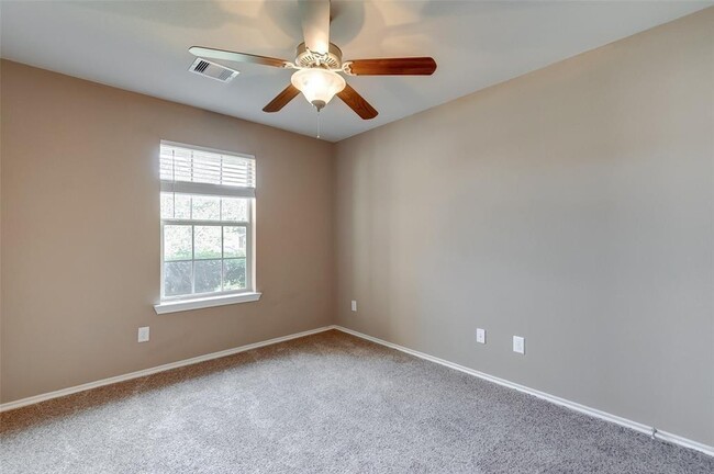 Building Photo - 8731 Sunny Gallop Dr