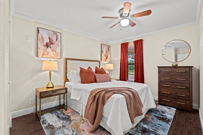 Building Photo - 13575 Columbine Ave