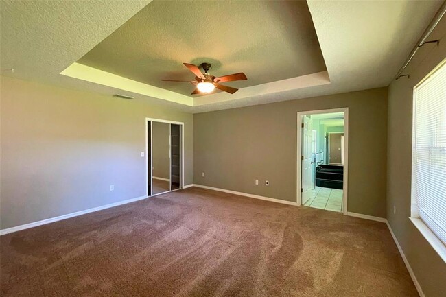 Building Photo - 45 Barkwood Ln