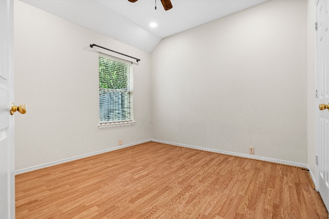 Building Photo - 7522 Broken Oak Ln