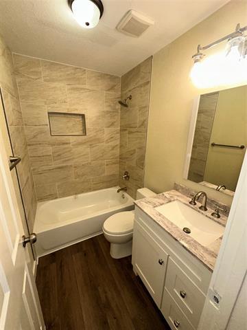 Building Photo - 6620 Moss Ln