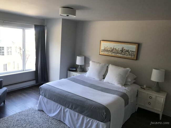 Building Photo - 89 Roosevelt Way