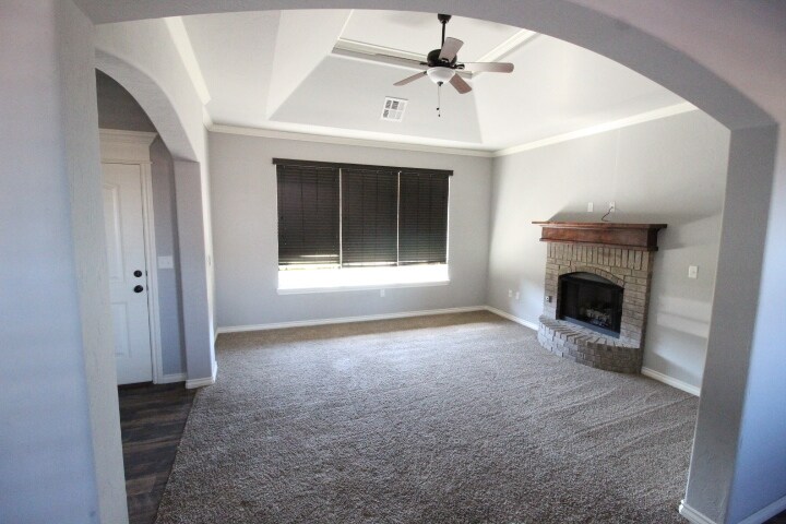 Building Photo - 20659 Landmark Dr