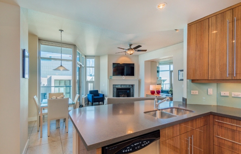 Building Photo - 140 E Rio Salado Pkwy