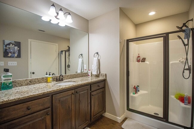 Building Photo - 5106 Shiloh Ridge Dr