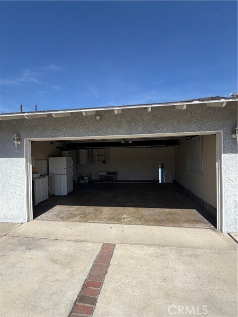 Building Photo - 7071 Santa Paula Cir