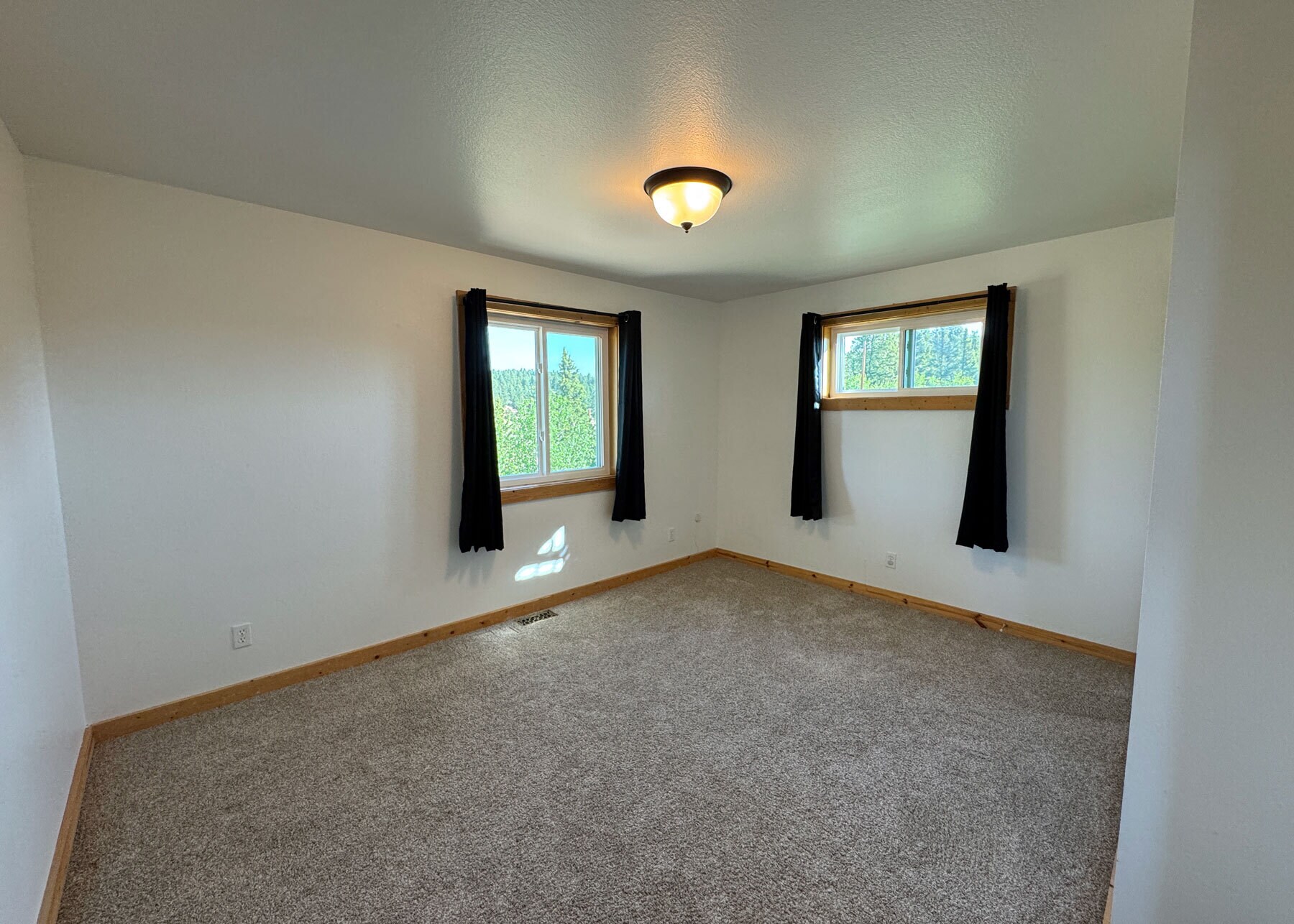 Building Photo - 61 Muskrat Lake Vw