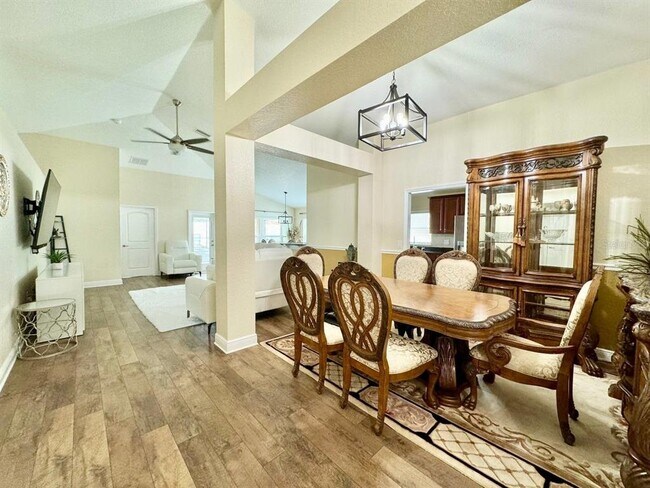 Building Photo - 14535 Callen Gln Wy