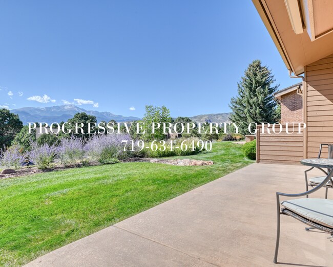 Building Photo - 1120 Hill Cir