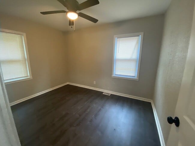 Building Photo - Renovated 4-Bedroom Home – We Welcome Sect...