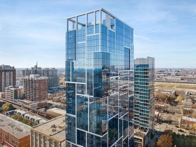 Building Photo - 1400 S Wabash Ave
