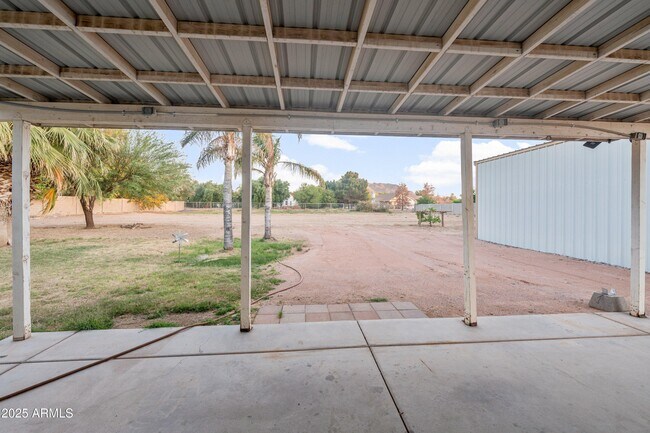 Building Photo - 17707 E Karsten Dr