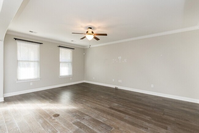 Building Photo - 318 Cornelius Wy