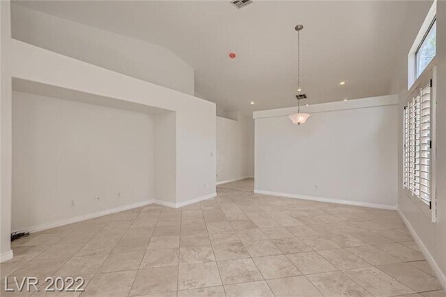 Building Photo - Charming Single-Story Home in Gated Community with Resort-Style Amenities!