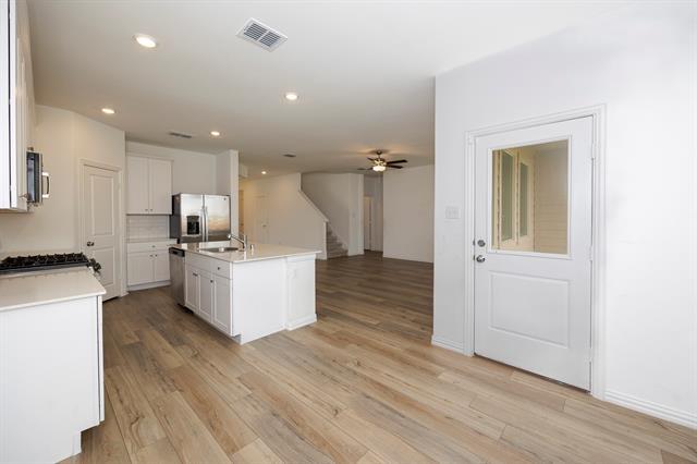Building Photo - 1629 Dream Dr