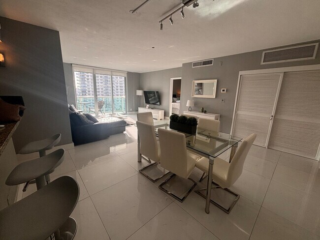 Building Photo - 3801 S Ocean Dr