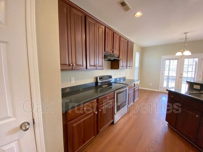 Building Photo - 8968 N Red Maple Cir