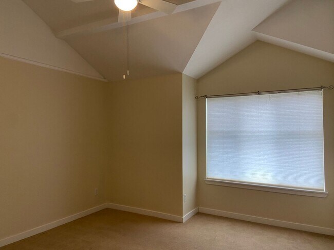 Building Photo - 3637 Wallingford Ave N