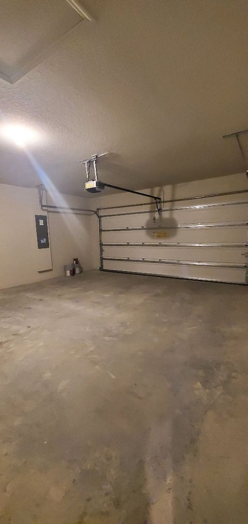 Building Photo - 4-Bedroom, 2.-Bathroom in Winter Haven ***MOVE-IN SPECIAL/50% OFF 2ND MONTH***