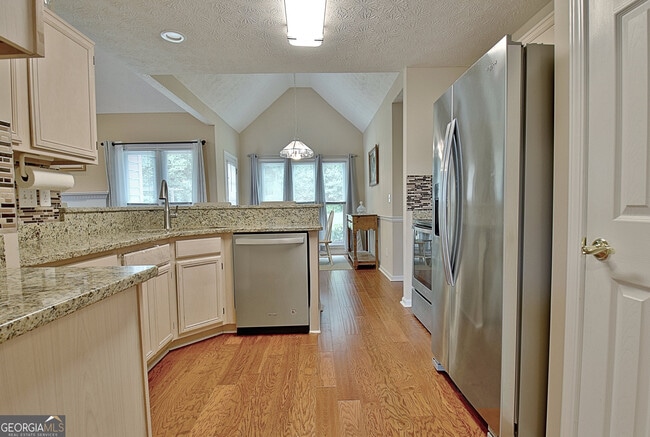 Building Photo - 304 Lamella Ln