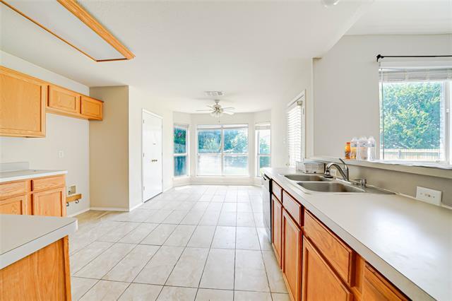 Building Photo - 3306 Scenic Glen Dr