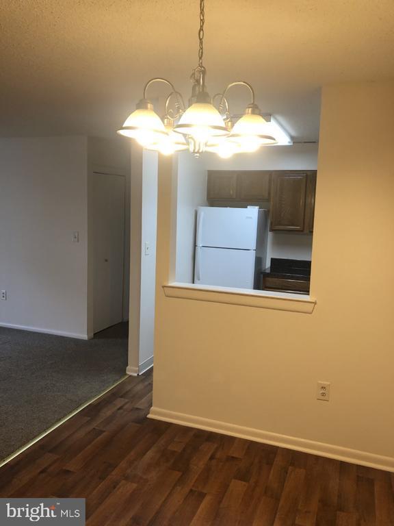 Building Photo - 1019 Ravens Crest Dr