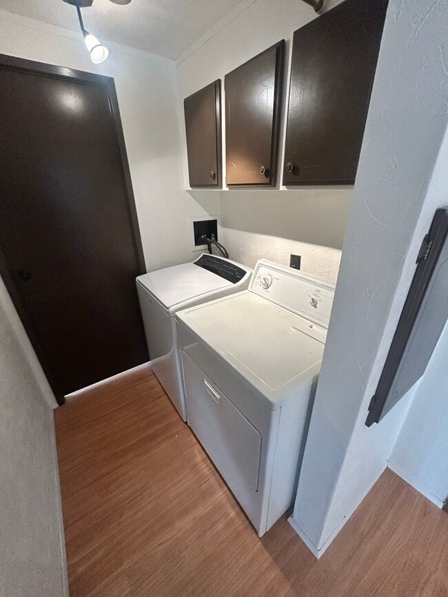 Building Photo - 8510 Cimarron Way