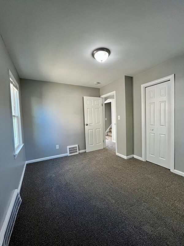 Building Photo - 2112 Euclid St