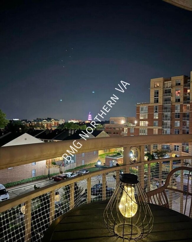 Building Photo - 1200 Braddock Pl