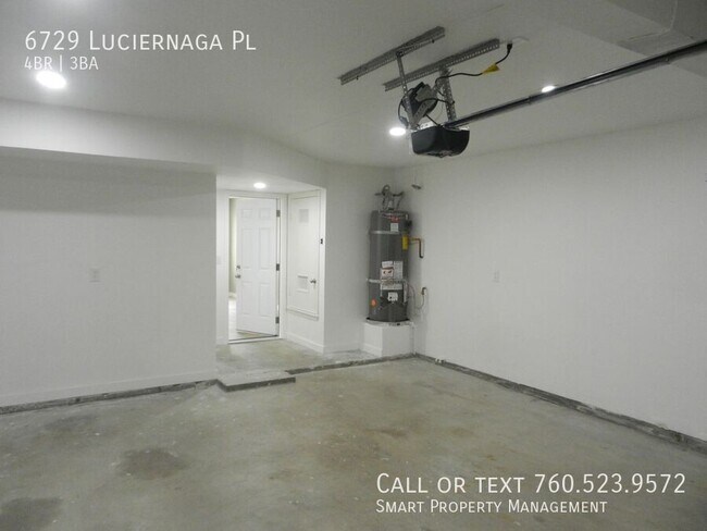 Building Photo - 6729 Luciernaga Pl