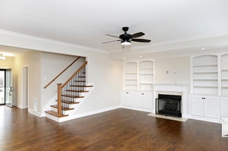 Building Photo - Gorgeous 3 bedroom townhome in Beaumont!