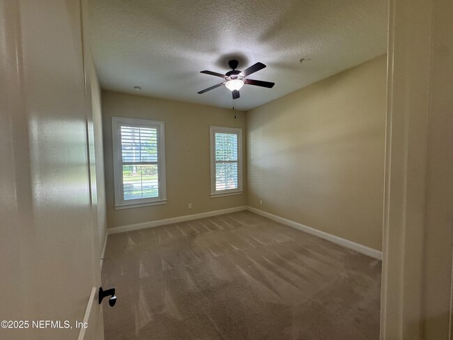 Building Photo - 1406 Sunset View Ln