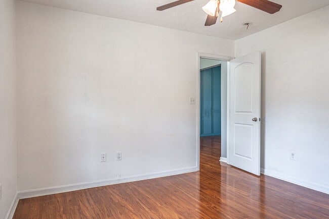 Building Photo - 289 Strike Eagle Dr