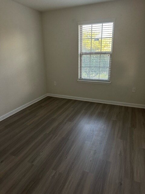 Building Photo - 14020 Corrine Cir