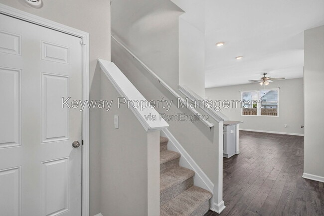 Building Photo - 411 Shipwreck Dr