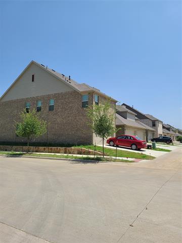 Building Photo - 6820 Meadow Crest Dr