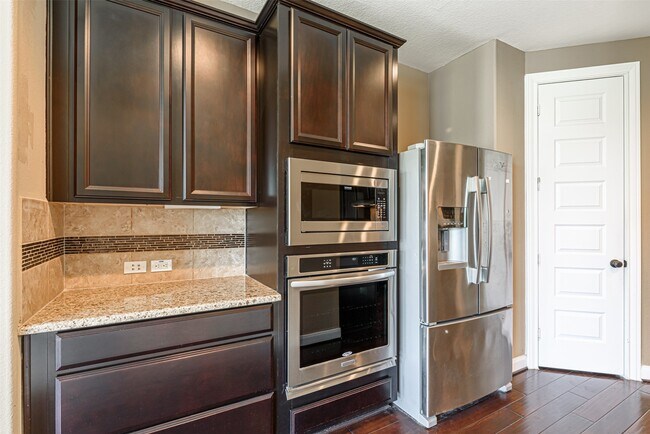 Building Photo - 4607 Rockton Hills Ln