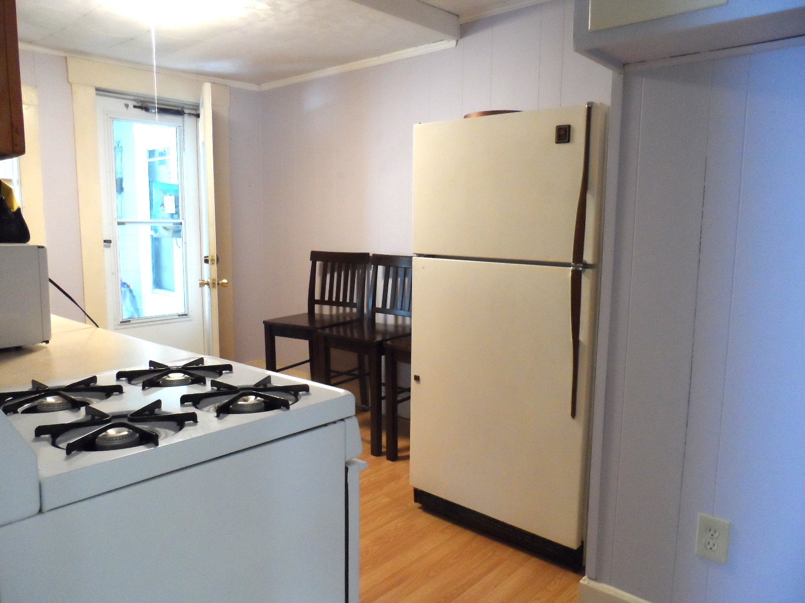 Building Photo - 11 Chestnut St