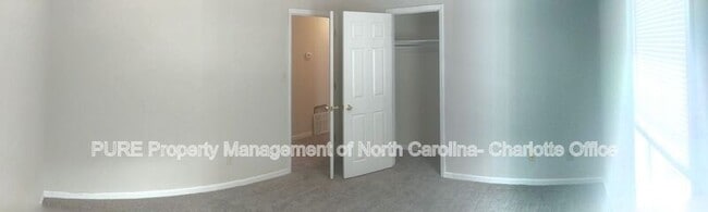 Building Photo - 3717 Signet Dr