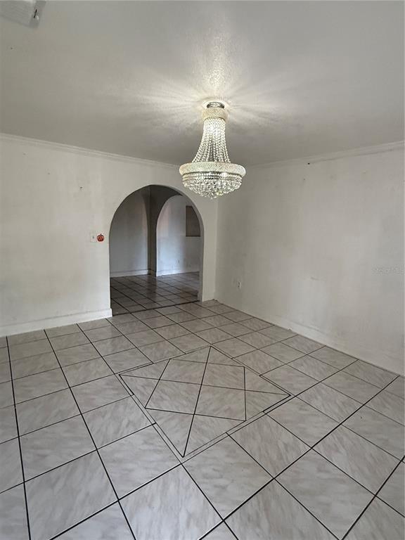 Building Photo - 671 Marot St