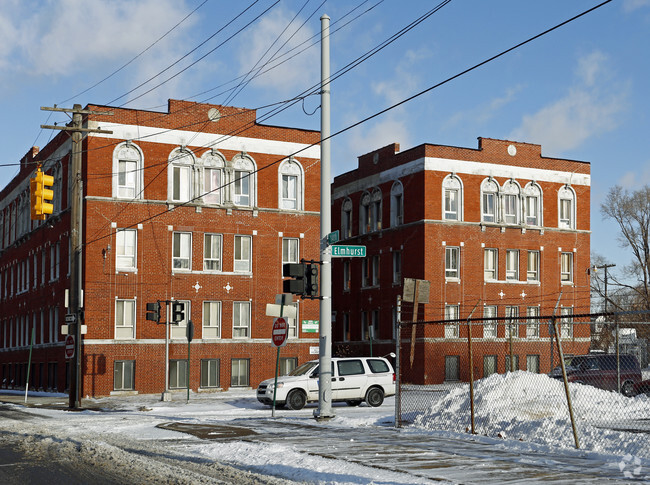 Building Photo - Elmtree Apartments