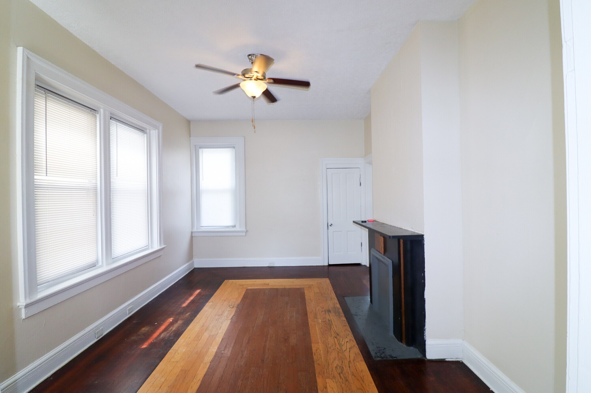 Building Photo - 2617 Eden Ave