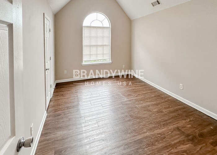 Building Photo - 6022 Birdseye Tr